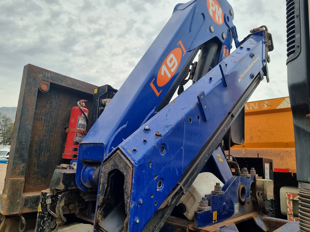 HYUNDAI PAVISE EX18 2021
