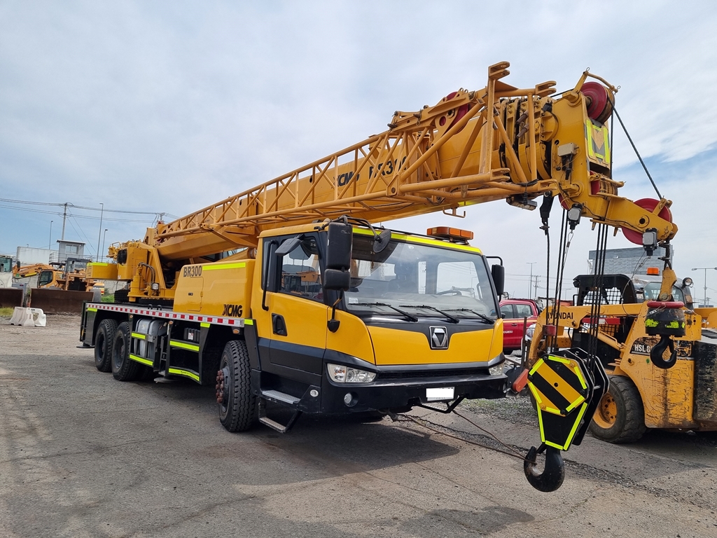 XCMG BR300 2021