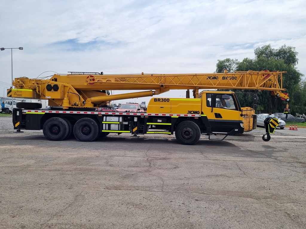 XCMG BR300 2021