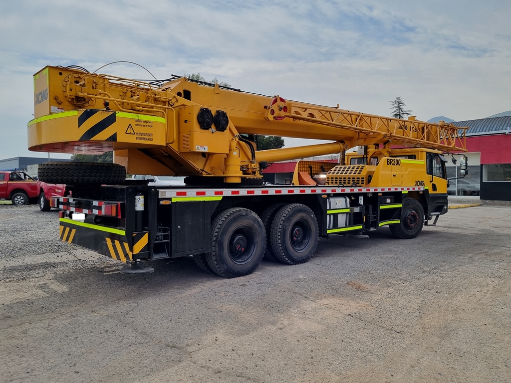 XCMG BR300 2021