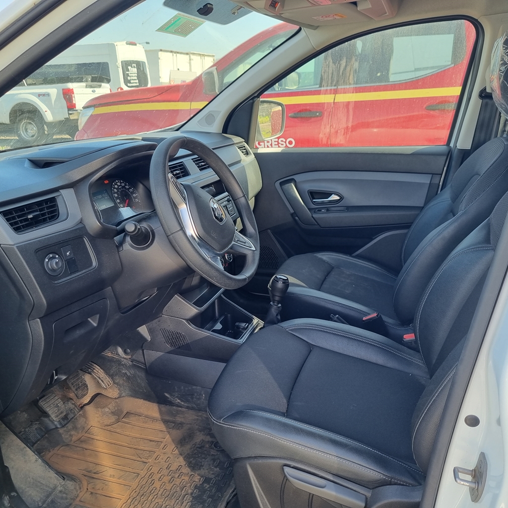 RENAULT Express 2023