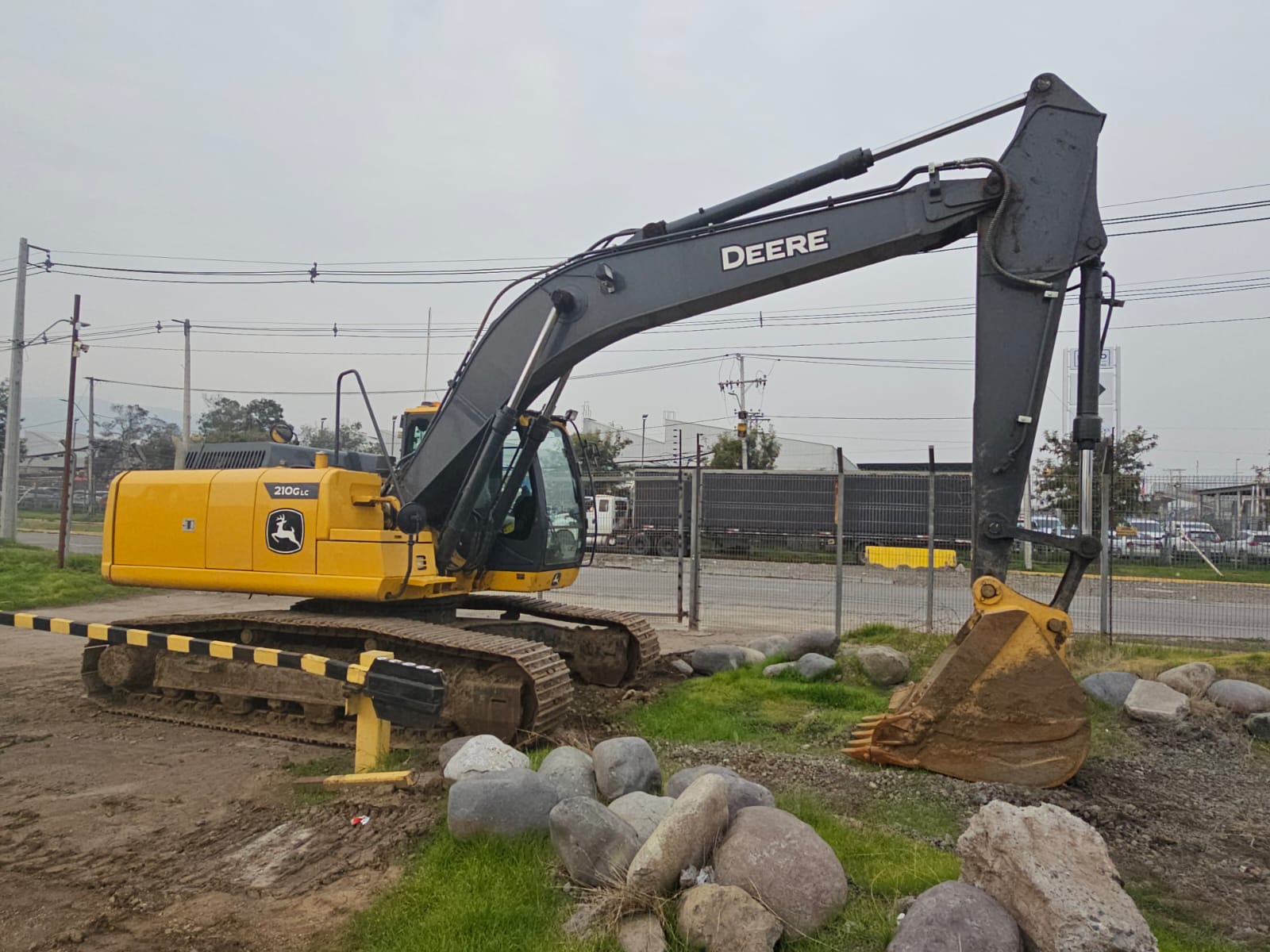 JOHN DEERE 210G LC 2022