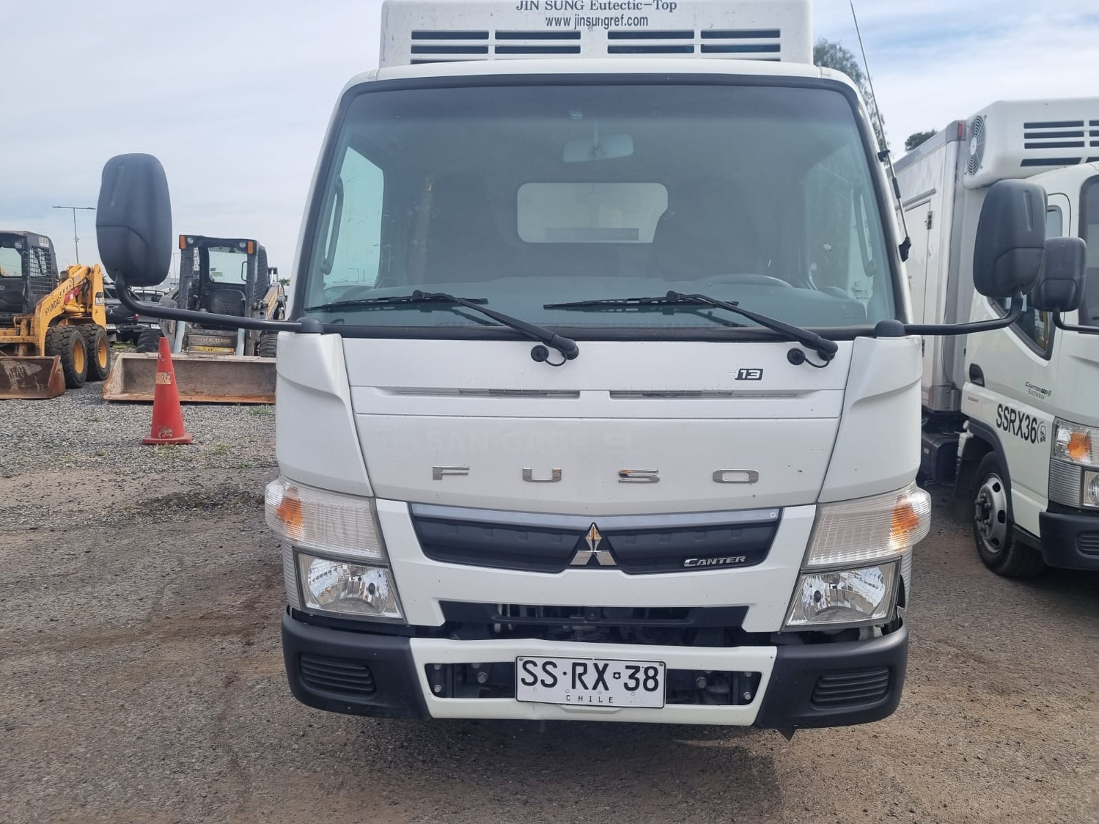 MITSUBISHI FUSO CANTER 413 2023
