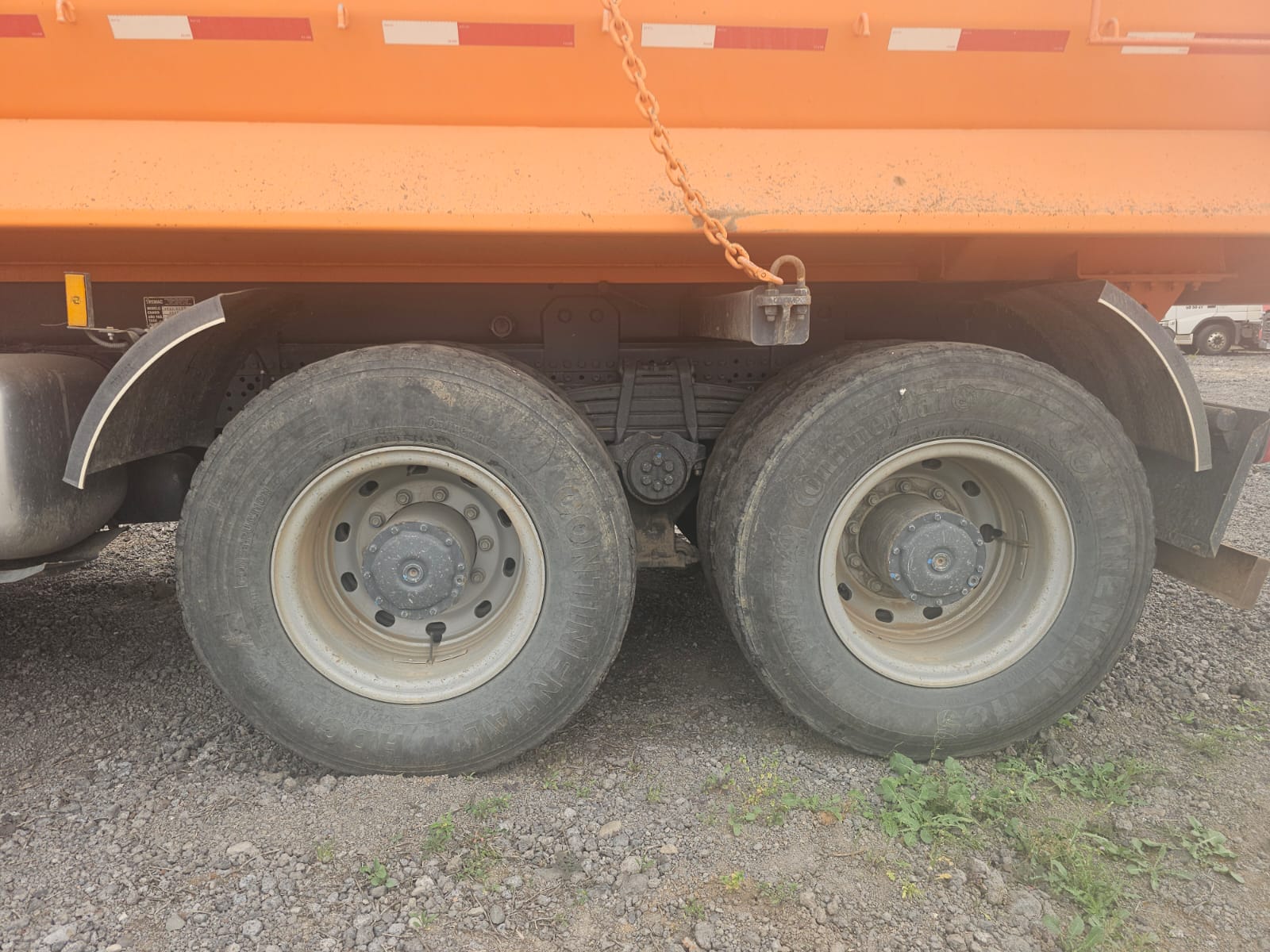 MERCEDES BENZ AROCS 3342 2025