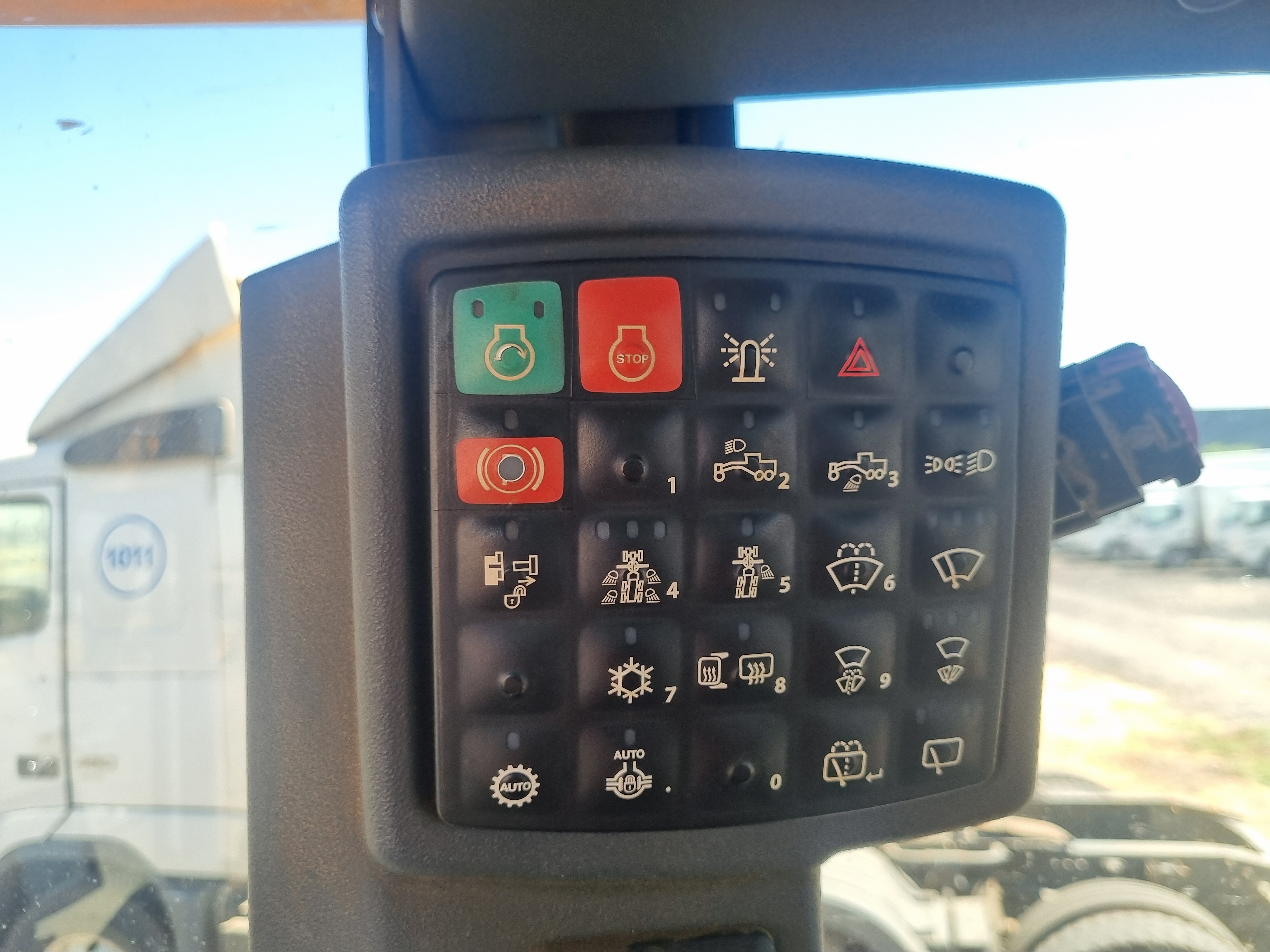 JOHN DEERE 670 G 6X4 2020