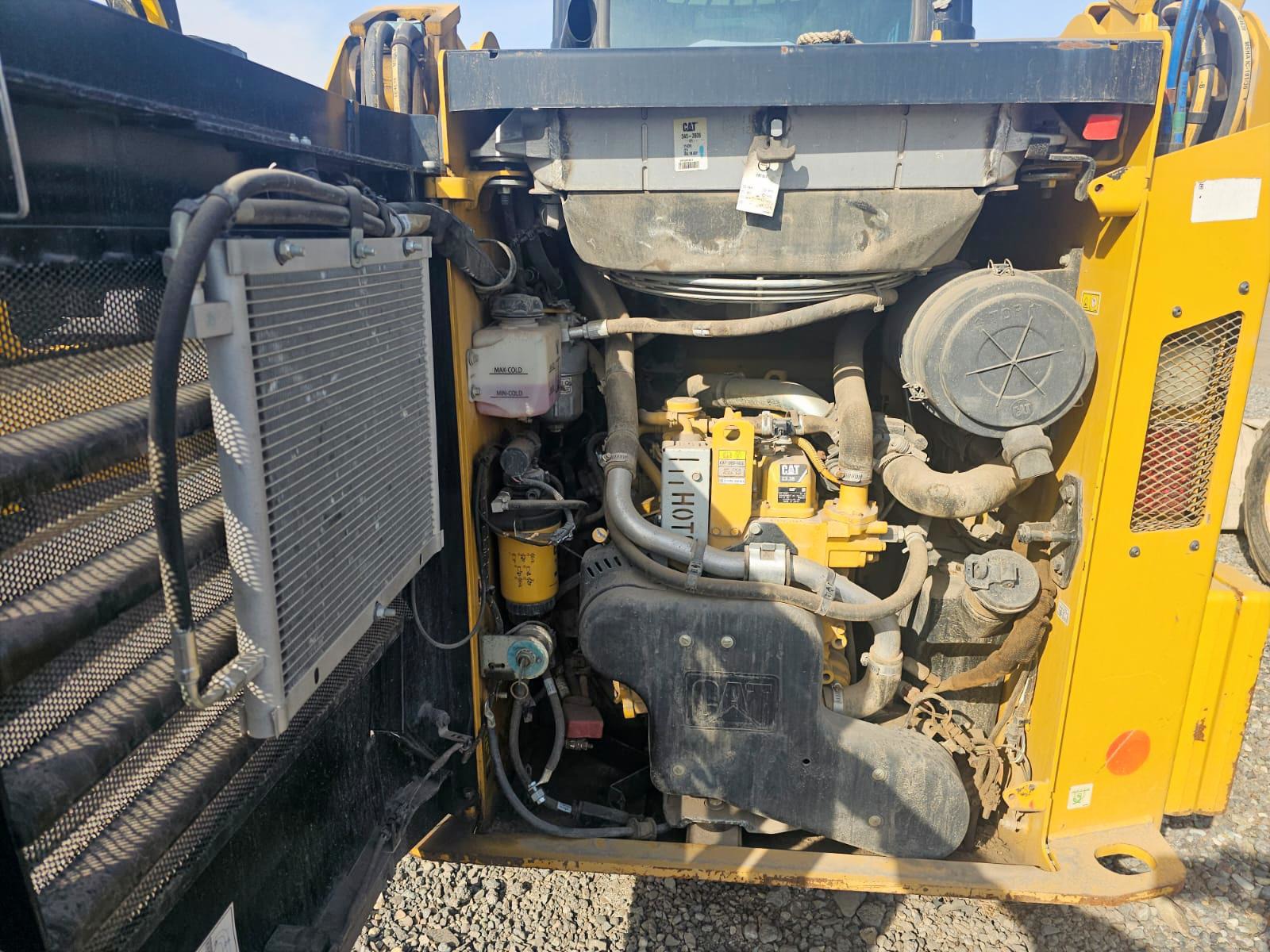 CATERPILLAR 236D-3 2023