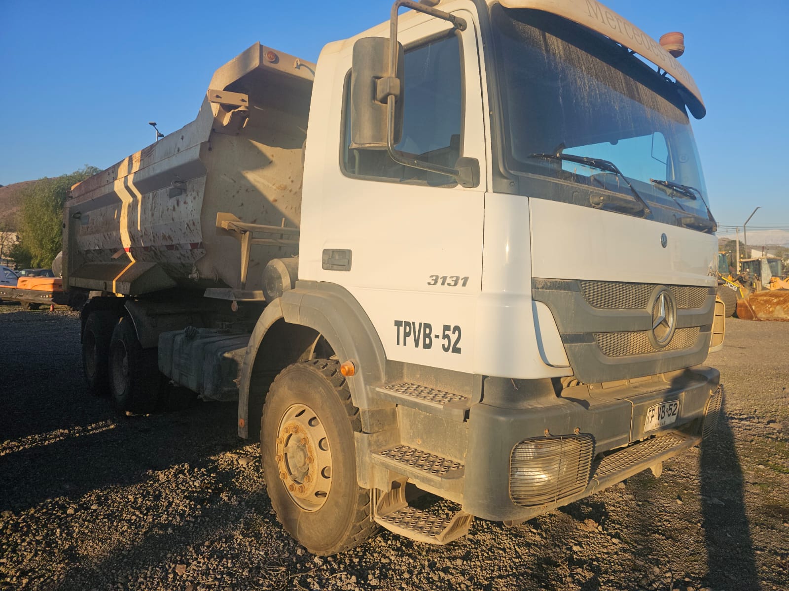 MERCEDES BENZ AXOR 3131 2024