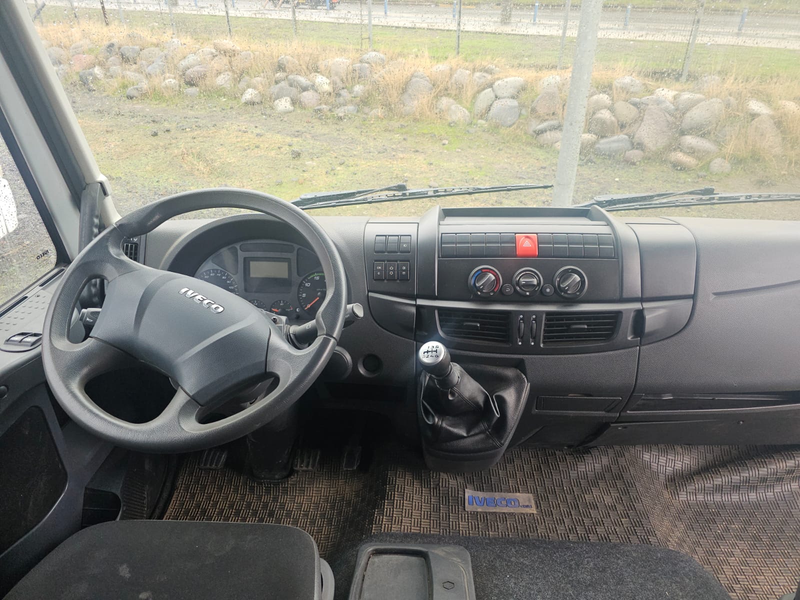 IVECO TECTOR 11.190 2025