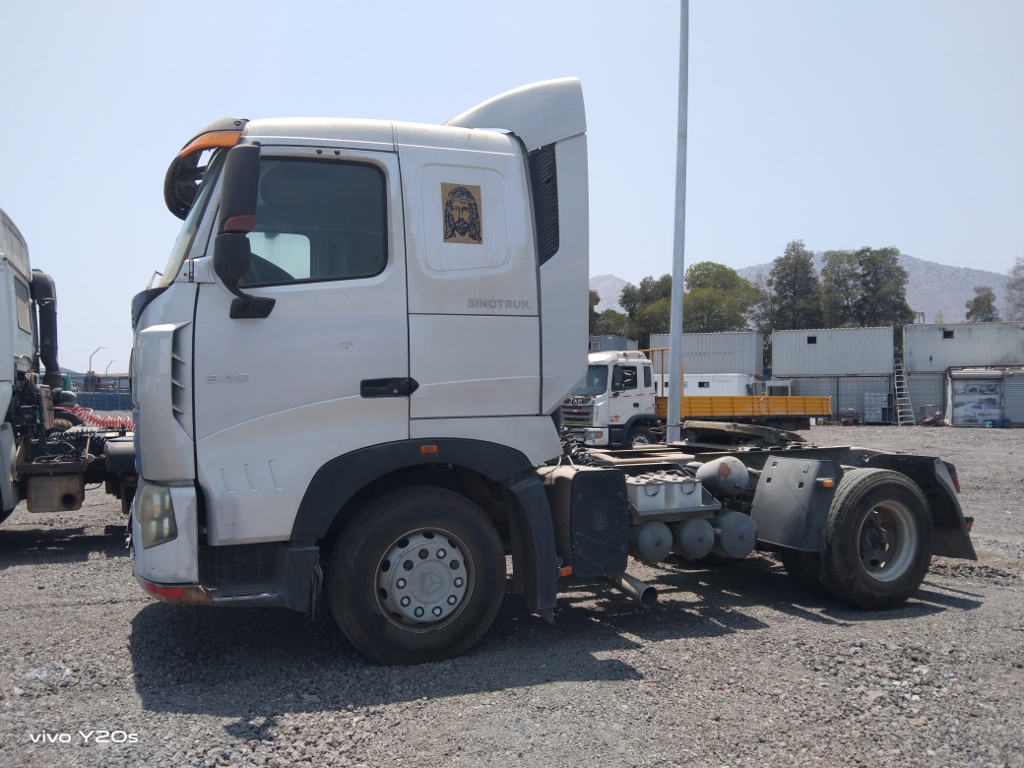 SINOTRUCK TR 340 A7 (4X2) 2013