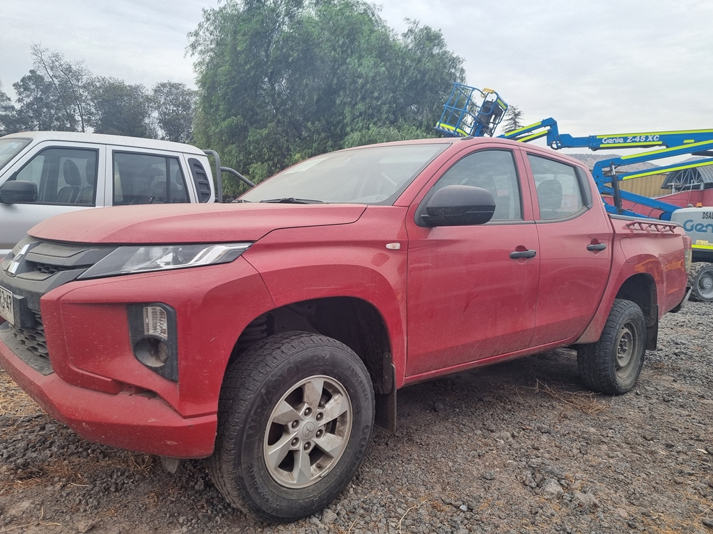 MITSUBISHI MOTORS L200 4X4 MEC, KATANA, D/CAB 2022